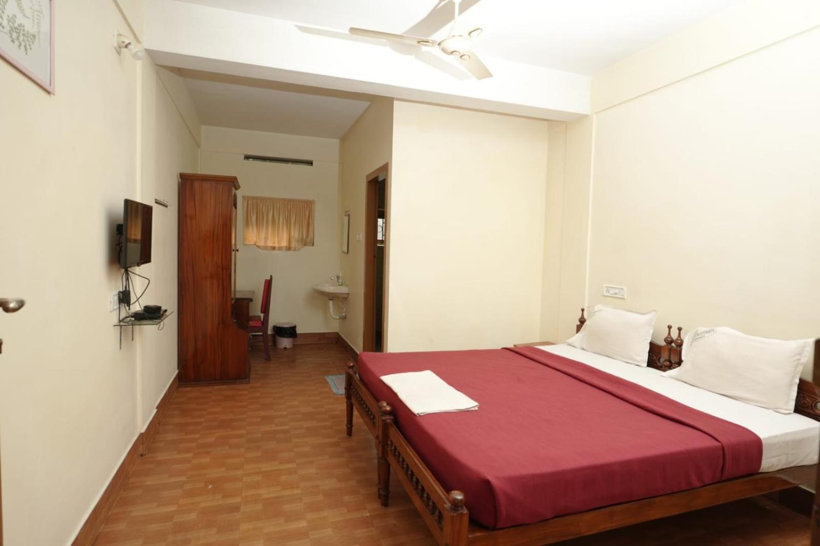 Rain Valley Resort Pīrmed Екстериор снимка