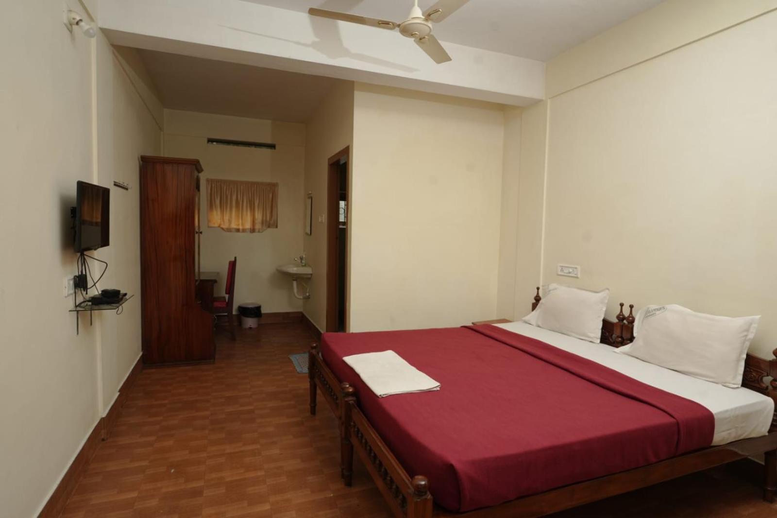 Rain Valley Resort Pīrmed Екстериор снимка